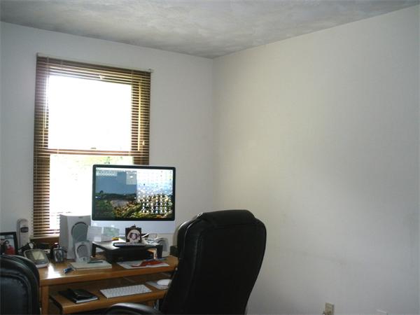 15 Old Stage Road Hatfield, MA 01088 - Photo 13 of 16 a room with furniture and a window
