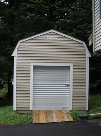 15 Old Stage Road Hatfield, MA 01088 - Photo 5 of 16 a view of a house with a yard