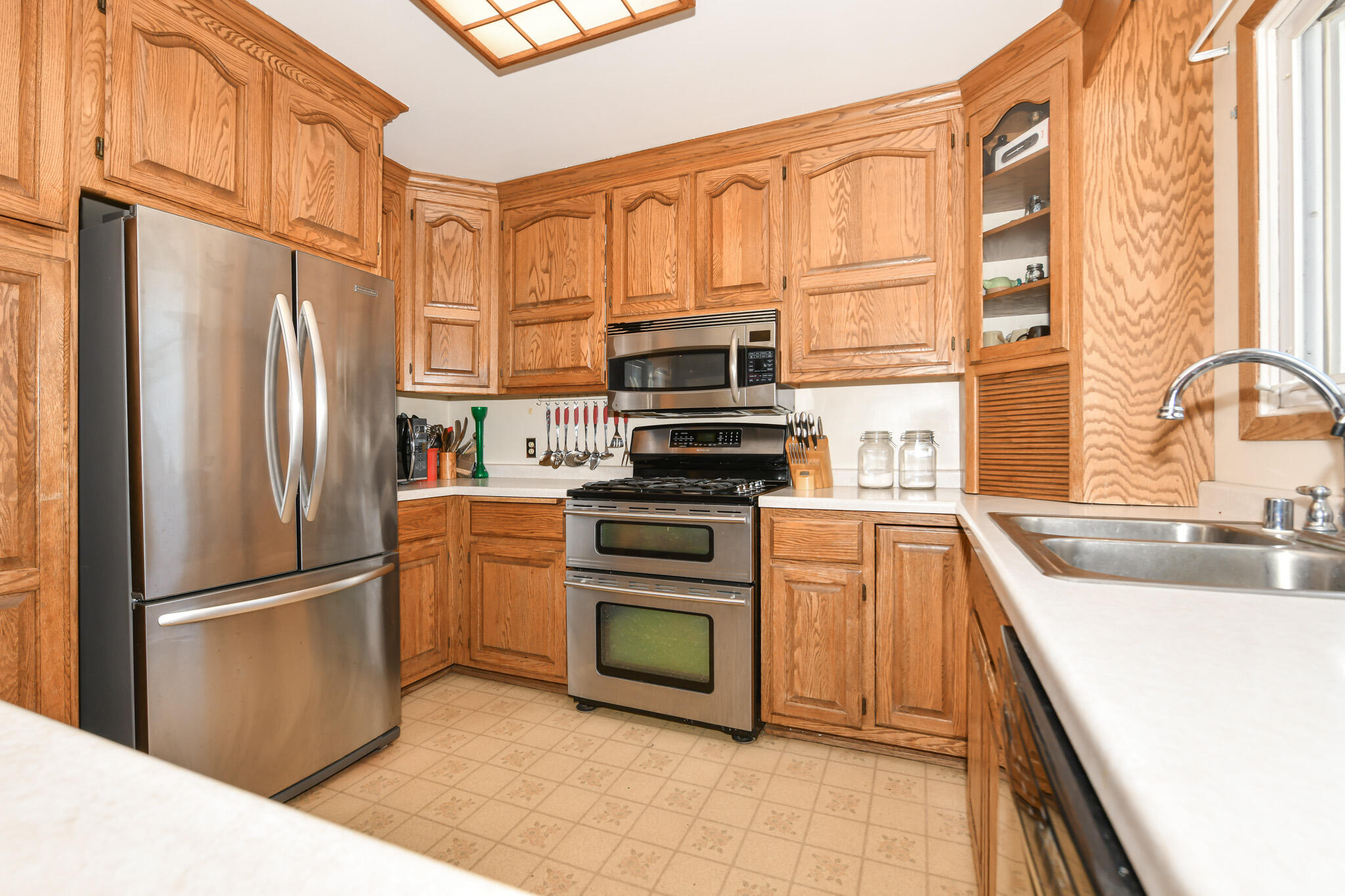 N5364 Cobb Road Lafayette, WI 53121 - Photo 11 of 38 Kitchen