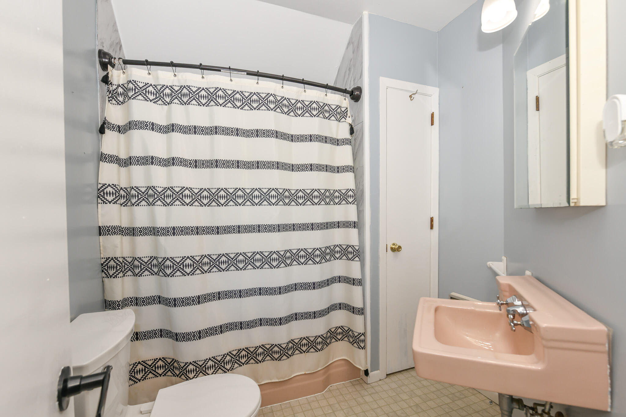 N5364 Cobb Road Lafayette, WI 53121 - Photo 20 of 38 Upper Level Full Bath