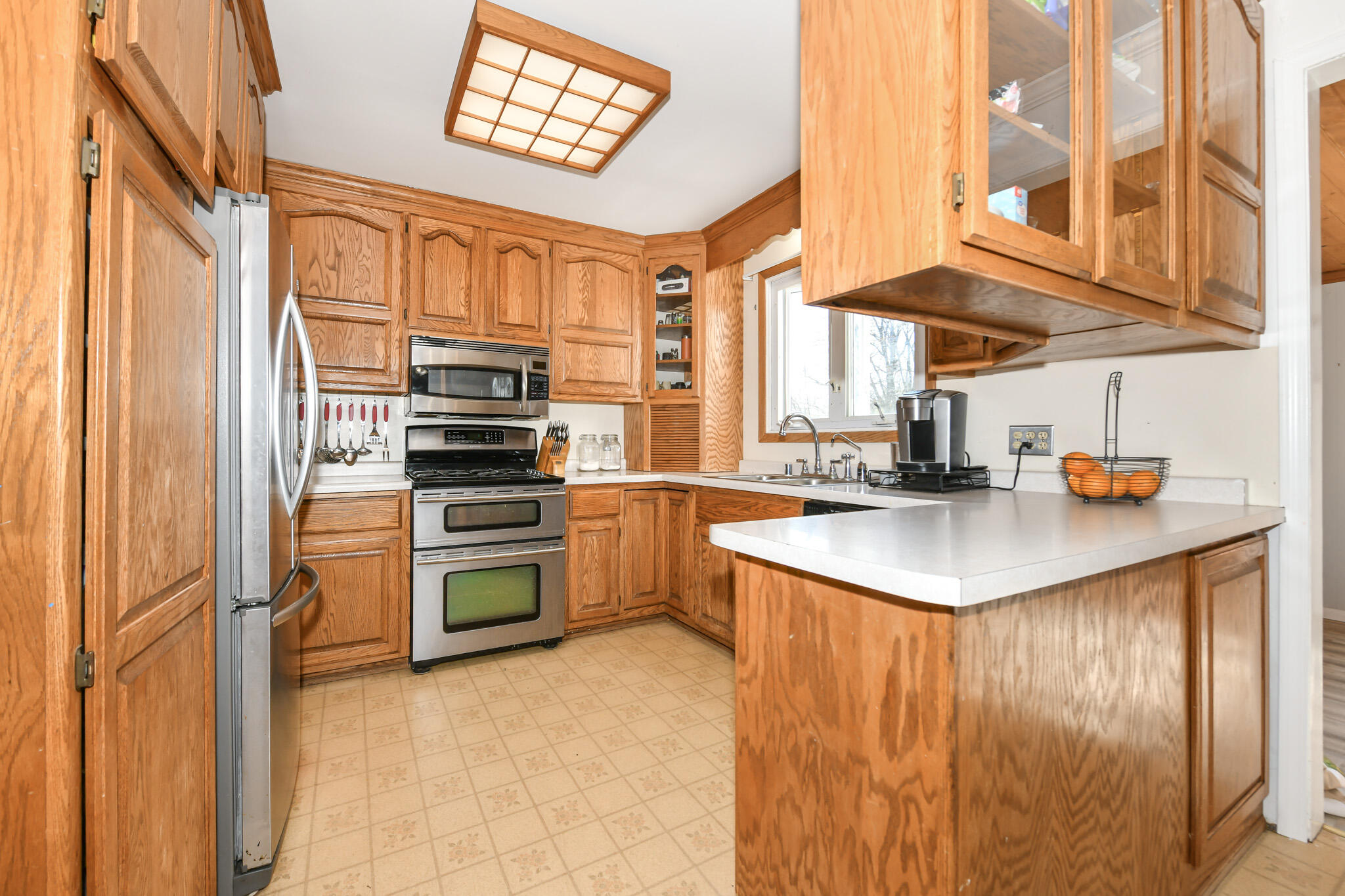 N5364 Cobb Road Lafayette, WI 53121 - Photo 8 of 38 Kitchen