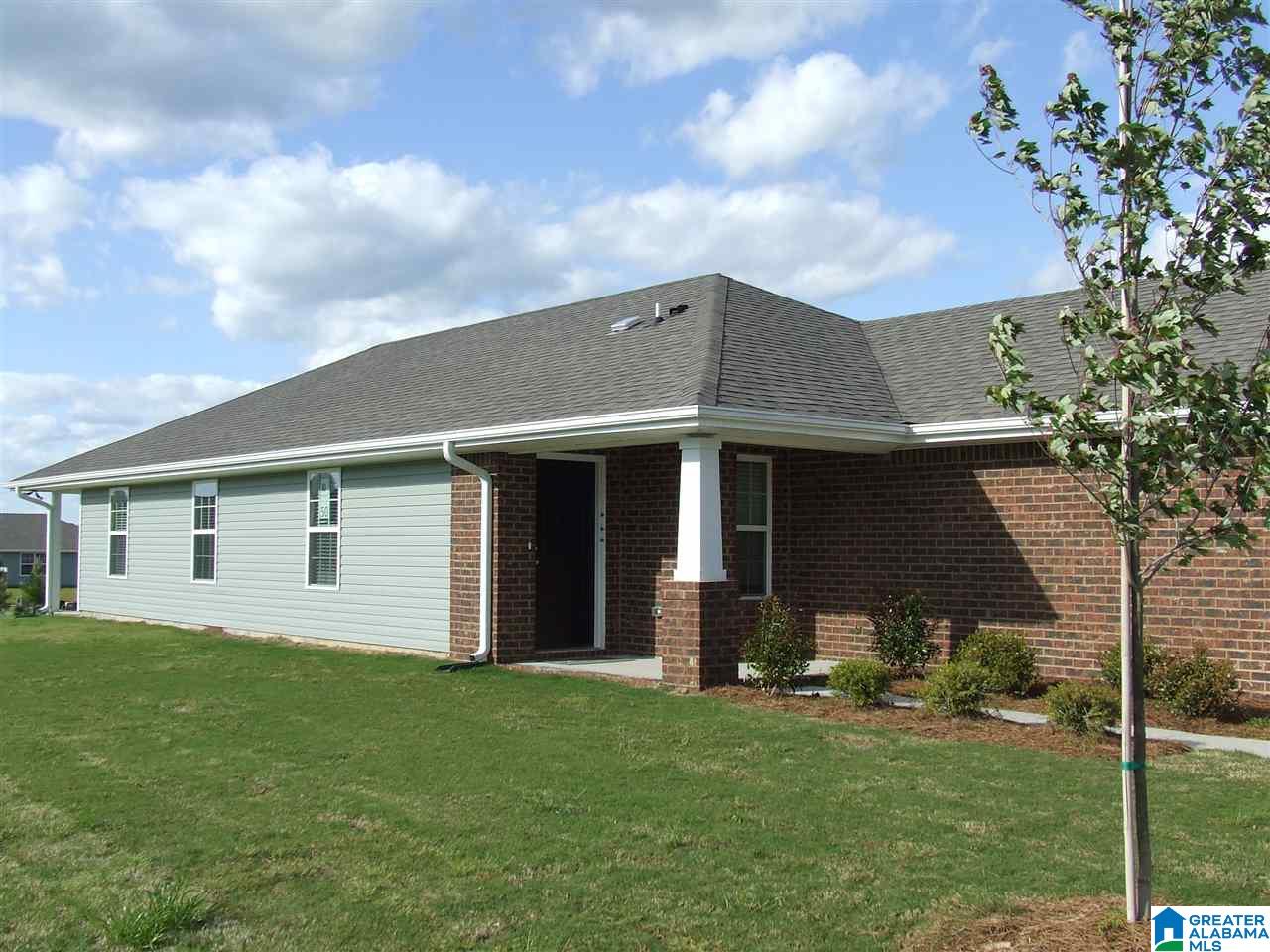 2048 Village Ridge Circle Calera, AL 35040 - Photo 3 of 17