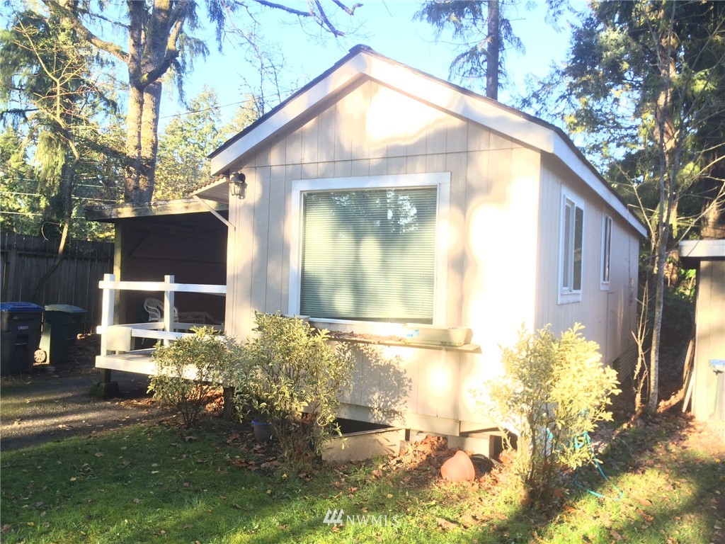 290 Granat Road, Unit 1 Port Orchard, WA 98366 - Photo 2 of 19 Gallery Image 2