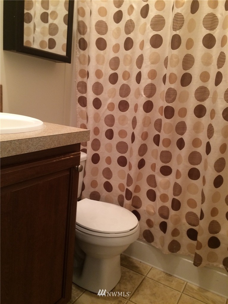 290 Granat Road, Unit 1 Port Orchard, WA 98366 - Photo 13 of 19 Gallery Image 13