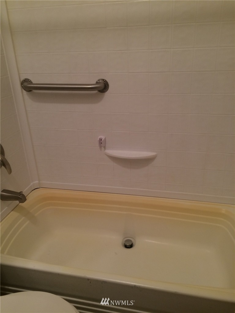 290 Granat Road, Unit 1 Port Orchard, WA 98366 - Photo 15 of 19 Gallery Image 15