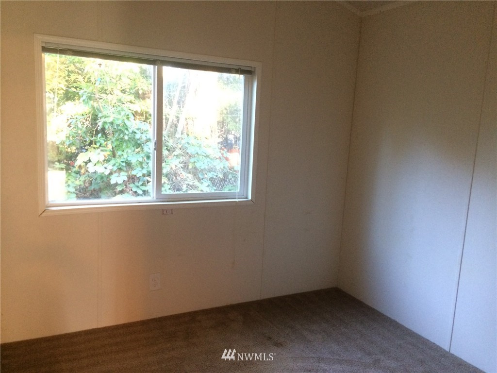 290 Granat Road, Unit 1 Port Orchard, WA 98366 - Photo 16 of 19 Gallery Image 16