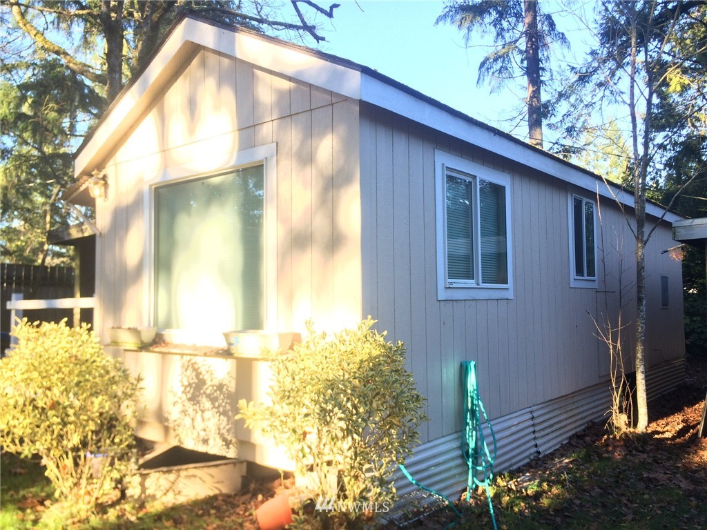290 Granat Road, Unit 1 Port Orchard, WA 98366 - Photo 4 of 19 Gallery Image 4