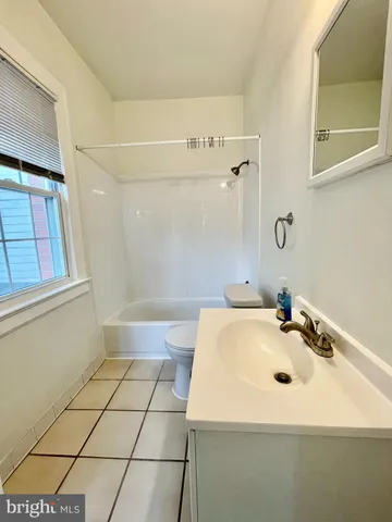 $1,725 | 7347 Wisconsin Avenue, Unit 303, Bethesda, MD 20814