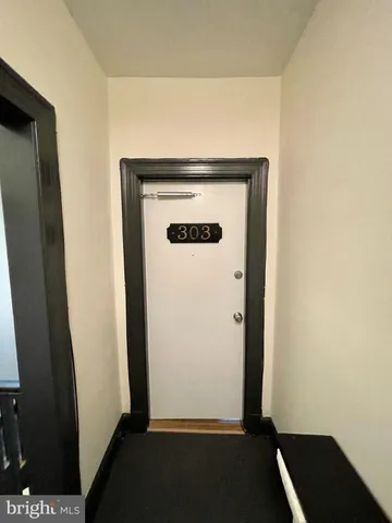 $1,725 | 7347 Wisconsin Avenue, Unit 303, Bethesda, MD 20814