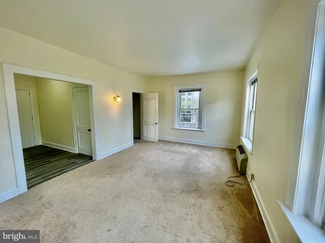 $1,725 | 7347 Wisconsin Avenue, Unit 303, Bethesda, MD 20814