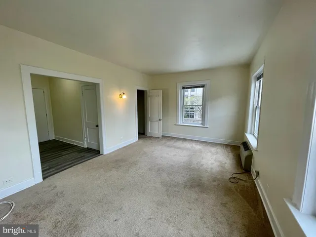 $1,725 | 7347 Wisconsin Avenue, Unit 303, Bethesda, MD 20814