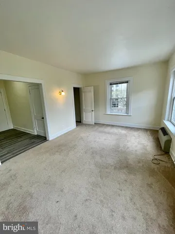 $1,725 | 7347 Wisconsin Avenue, Unit 303, Bethesda, MD 20814