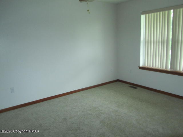 5 Highridge Road Albrightsville, PA 18210 - Photo 14 of 37 20200101153444939994000000-o