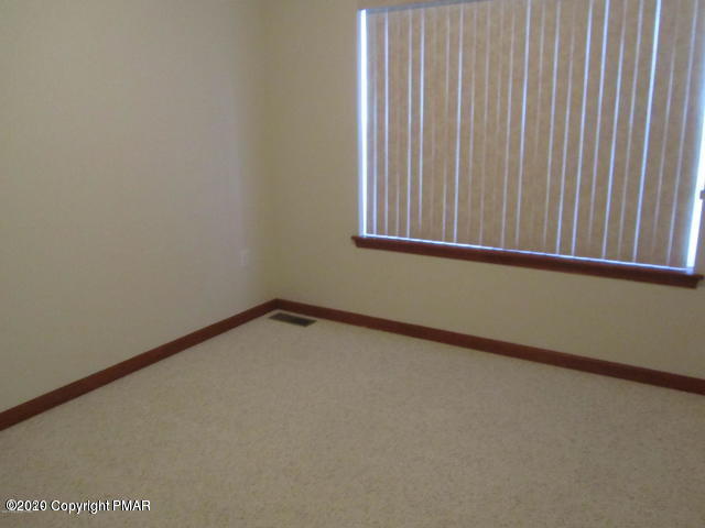 5 Highridge Road Albrightsville, PA 18210 - Photo 15 of 37 20200101153445626745000000-o