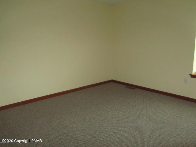 5 Highridge Road Albrightsville, PA 18210 - Photo 7 of 37 20200101153444009235000000-o