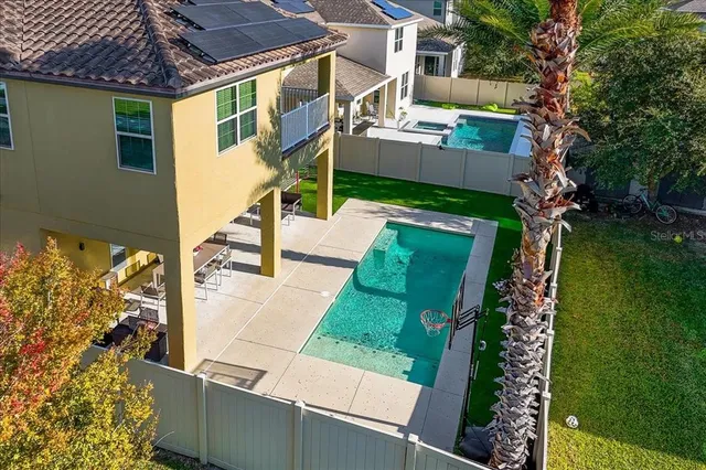 a view of a backyard with plants