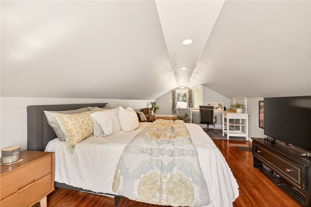 293 Brett Road Irondequoit, NY 14609 - Photo 21 of 33