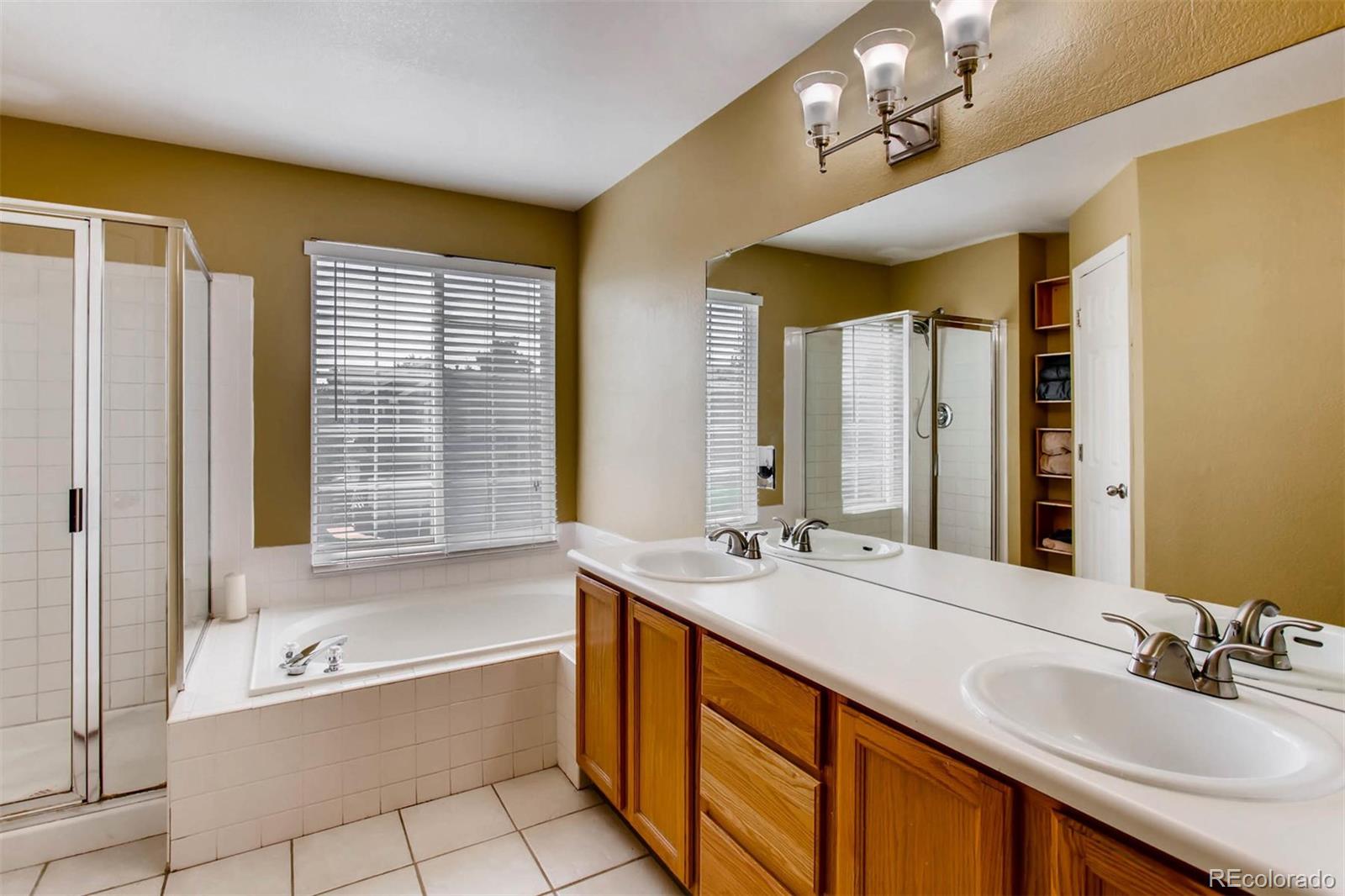 9862 Burberry Way Highlands Ranch, CO 80129 - Photo 17 of 28 Gallery Image 17