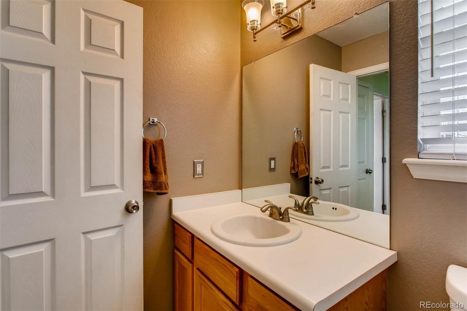 9862 Burberry Way Highlands Ranch, CO 80129 - Photo 20 of 28 Gallery Image 20