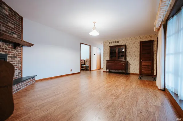 $289,900 | 6900 West Franklin Road, Evansville, IN 47712