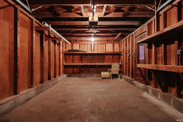 $289,900 | 6900 West Franklin Road, Evansville, IN 47712