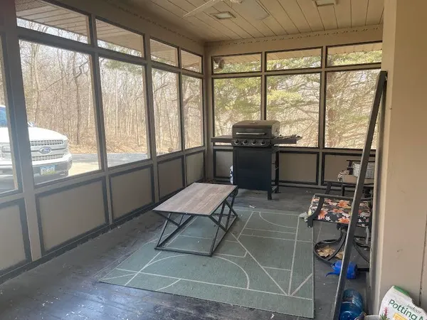 $215,000 | 1588 Washington Street, Muscatine, IA 52761