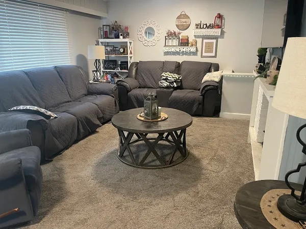 $215,000 | 1588 Washington Street, Muscatine, IA 52761