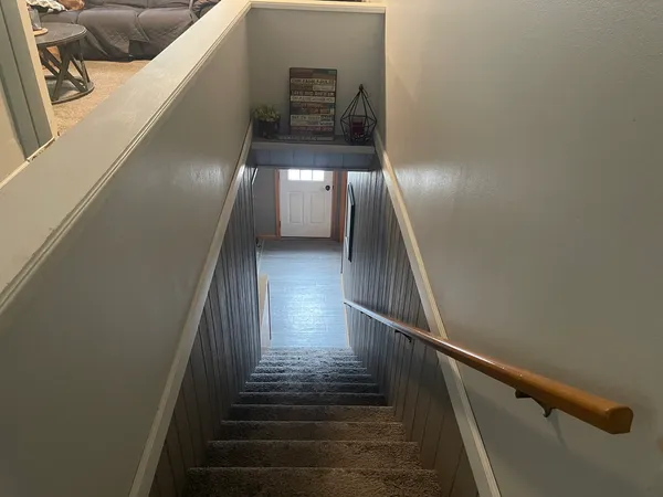 $215,000 | 1588 Washington Street, Muscatine, IA 52761