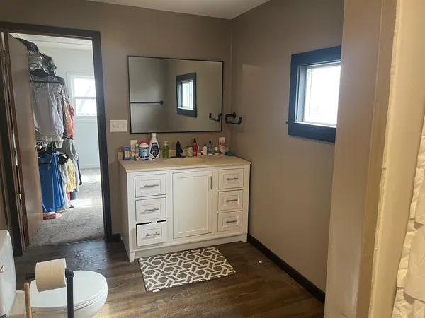 $215,000 | 1588 Washington Street, Muscatine, IA 52761