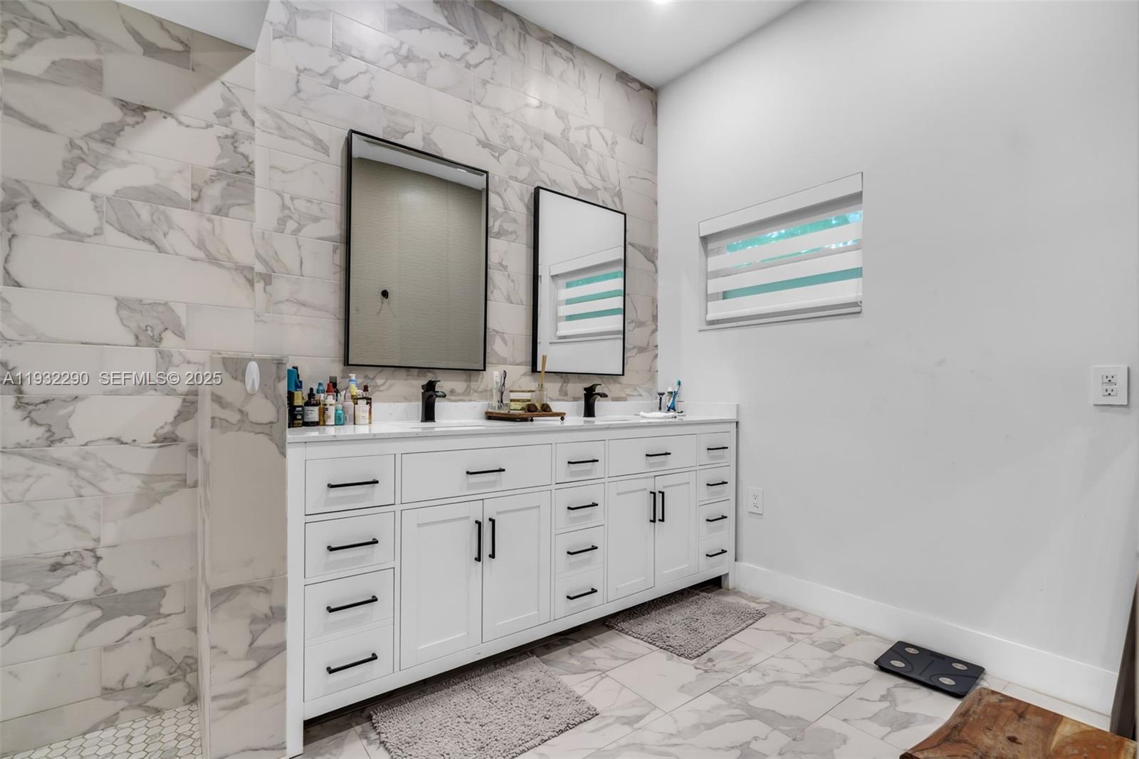 653 Glenridge Road Key Biscayne, FL 33149 - Photo 25 of 47