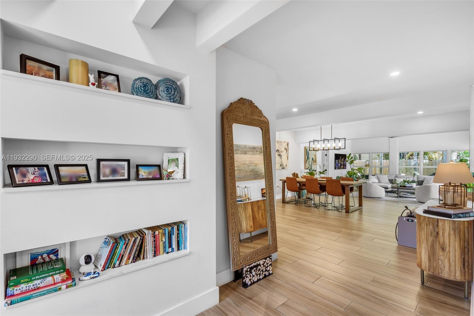 653 Glenridge Road Key Biscayne, FL 33149 - Photo 5 of 47