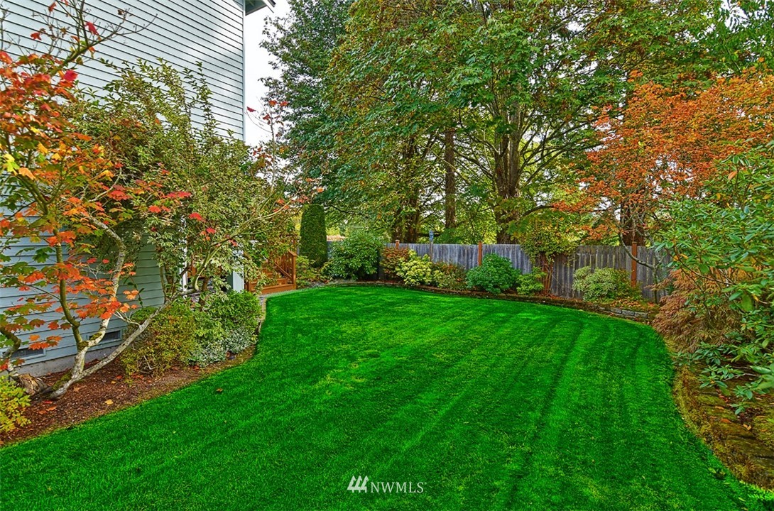 8506 218th Street Southwest Edmonds, WA 98026 - Photo 18 of 19 Gallery Image 18