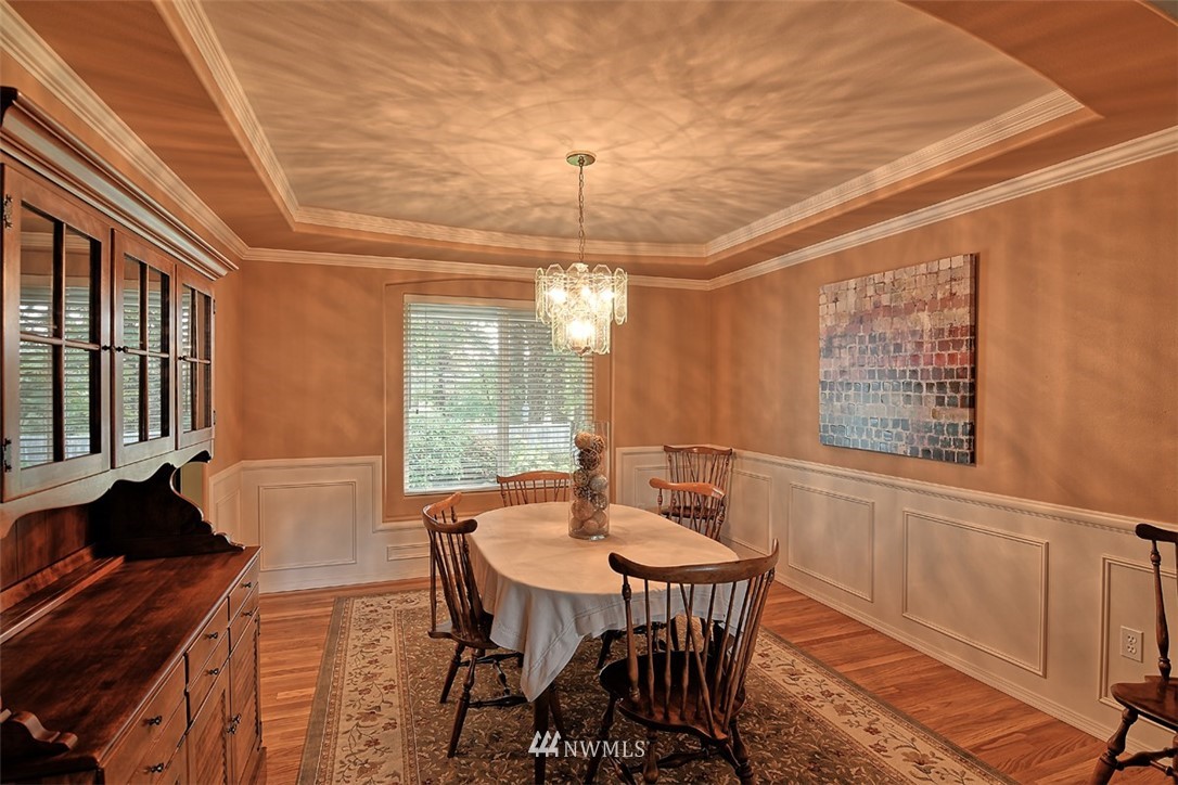 8506 218th Street Southwest Edmonds, WA 98026 - Photo 9 of 19 Gallery Image 9