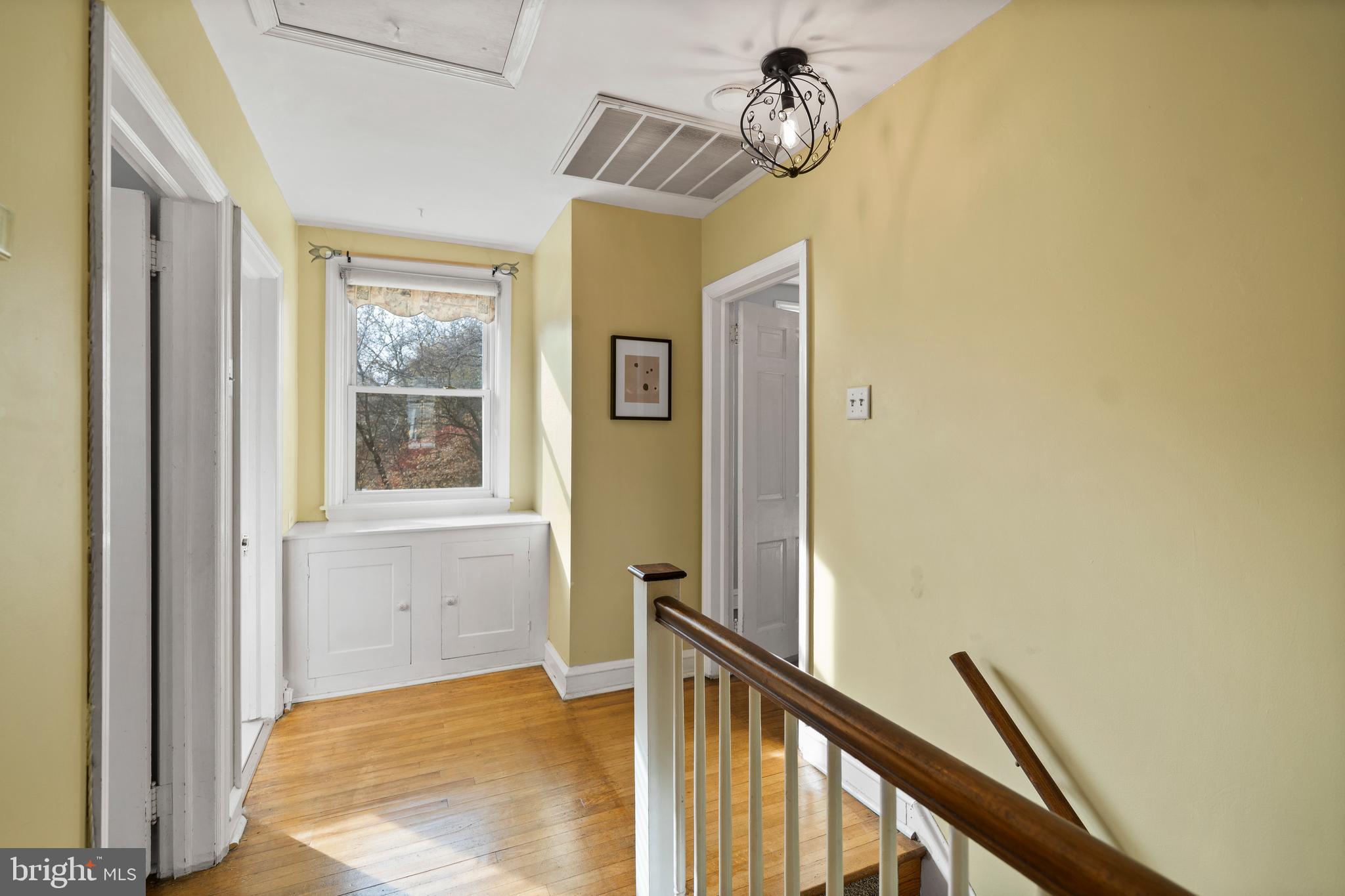 302 Shelbourne Road Havertown, PA 19083 - Photo 21 of 45 a view of a hallway to a bedroom