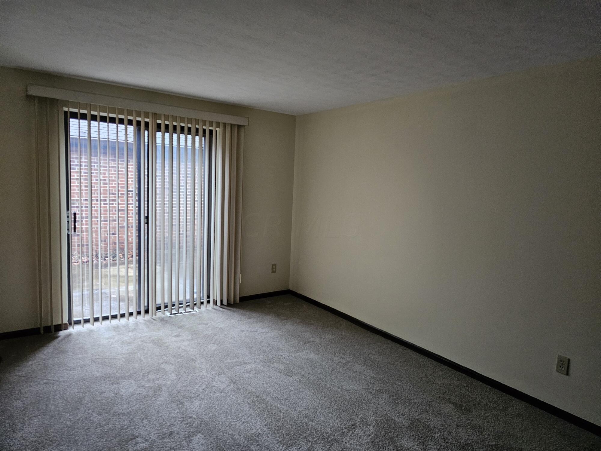 4725 Dierker Road Columbus, OH 43220 - Photo 9 of 23 4725 Bedroom Main