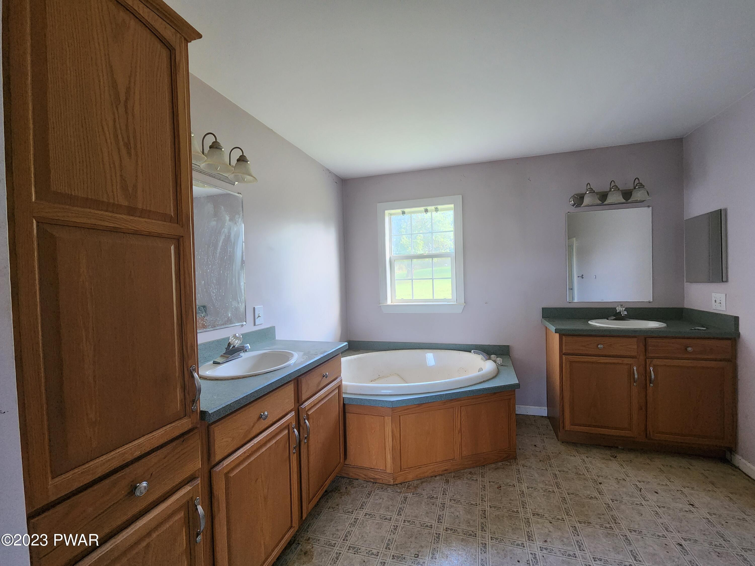 229 Plank Road Beach Lake, PA 18405 - Photo 55 of 80 Guest Home Primary Bathroom