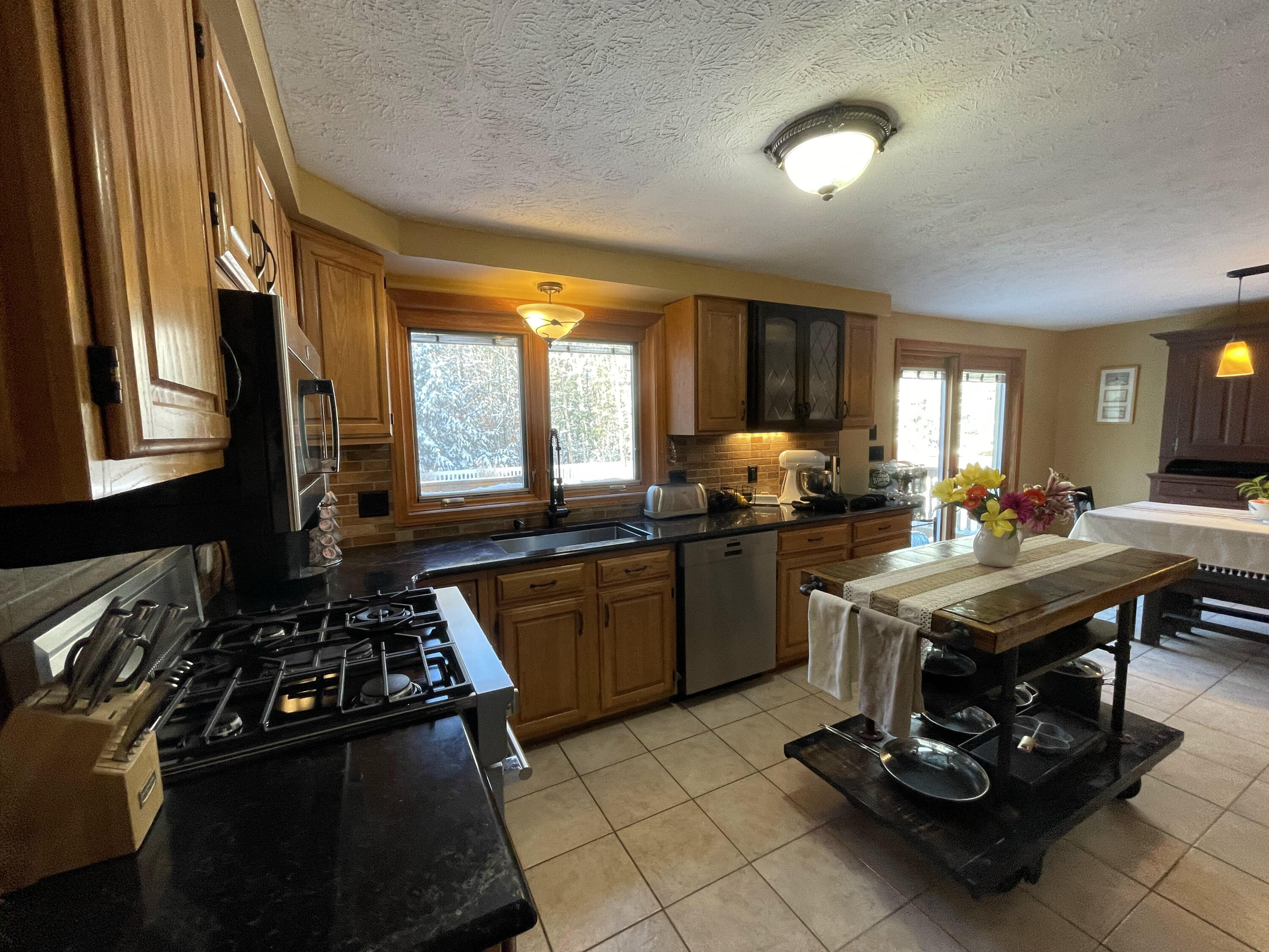 86 Fogg Road Buxton, ME 04093 - Photo 19 of 43 IMG_3137