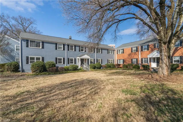 $1,300 | 2511 Miller Park Circle, Unit A, Winston-Salem, NC 27103