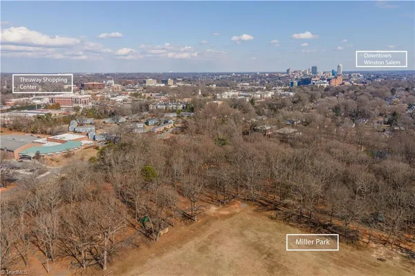 $1,300 | 2511 Miller Park Circle, Unit A, Winston-Salem, NC 27103