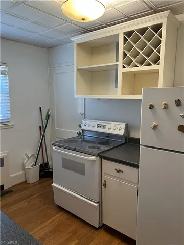 $1,300 | 2511 Miller Park Circle, Unit A, Winston-Salem, NC 27103