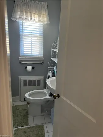 $1,300 | 2511 Miller Park Circle, Unit A, Winston-Salem, NC 27103