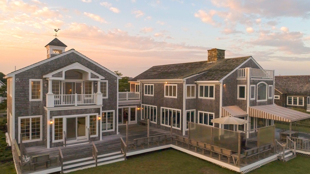 309 Long Beach Road Barnstable, MA 02632 - Photo 2 of 30 Gallery Image 2