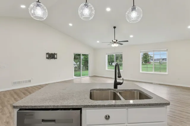 $399,900 | 344 Eastridge Circle, Reedsburg, WI 53959