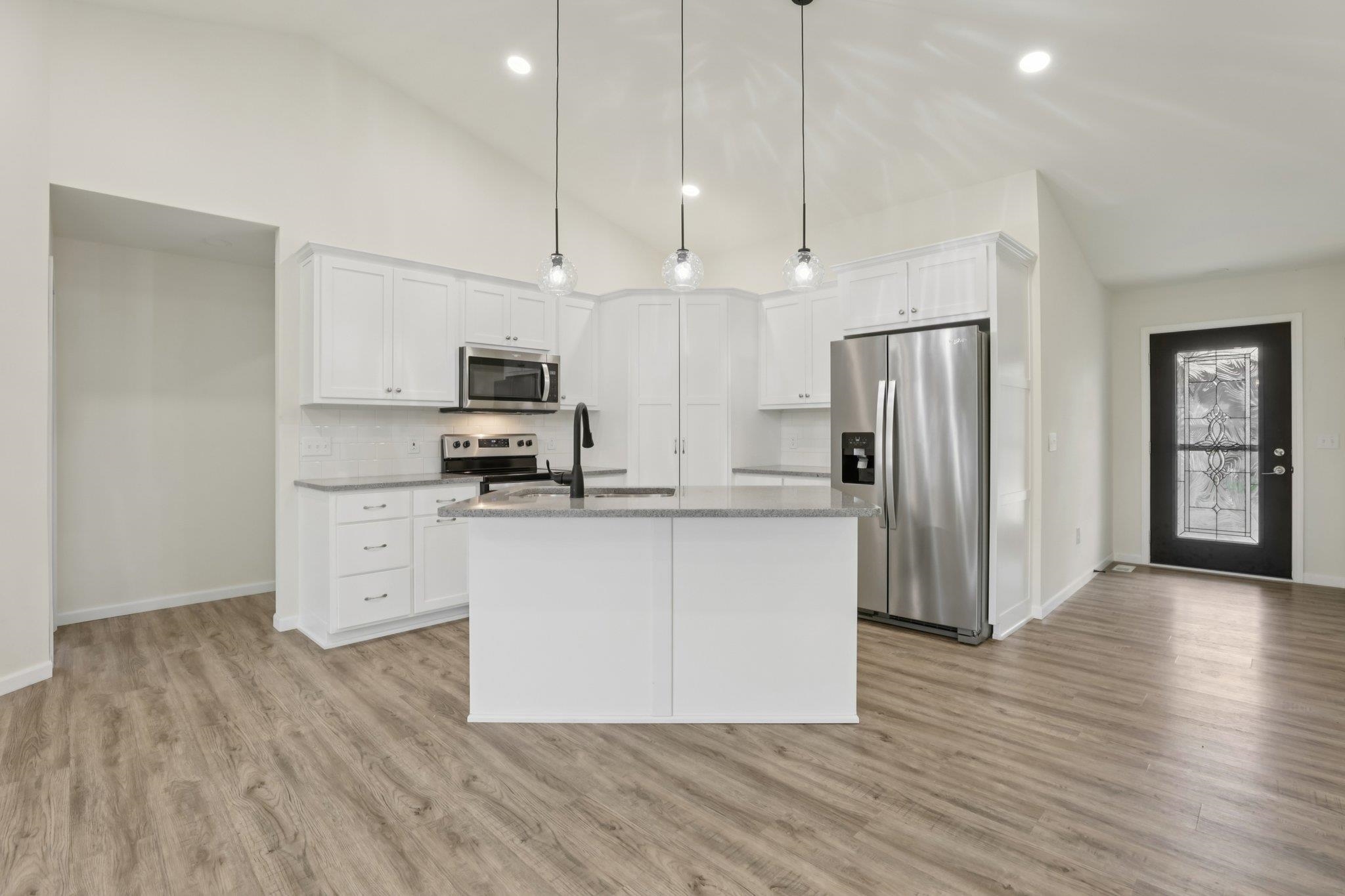 344 Eastridge Circle Reedsburg, WI 53959 - Photo 15 of 63