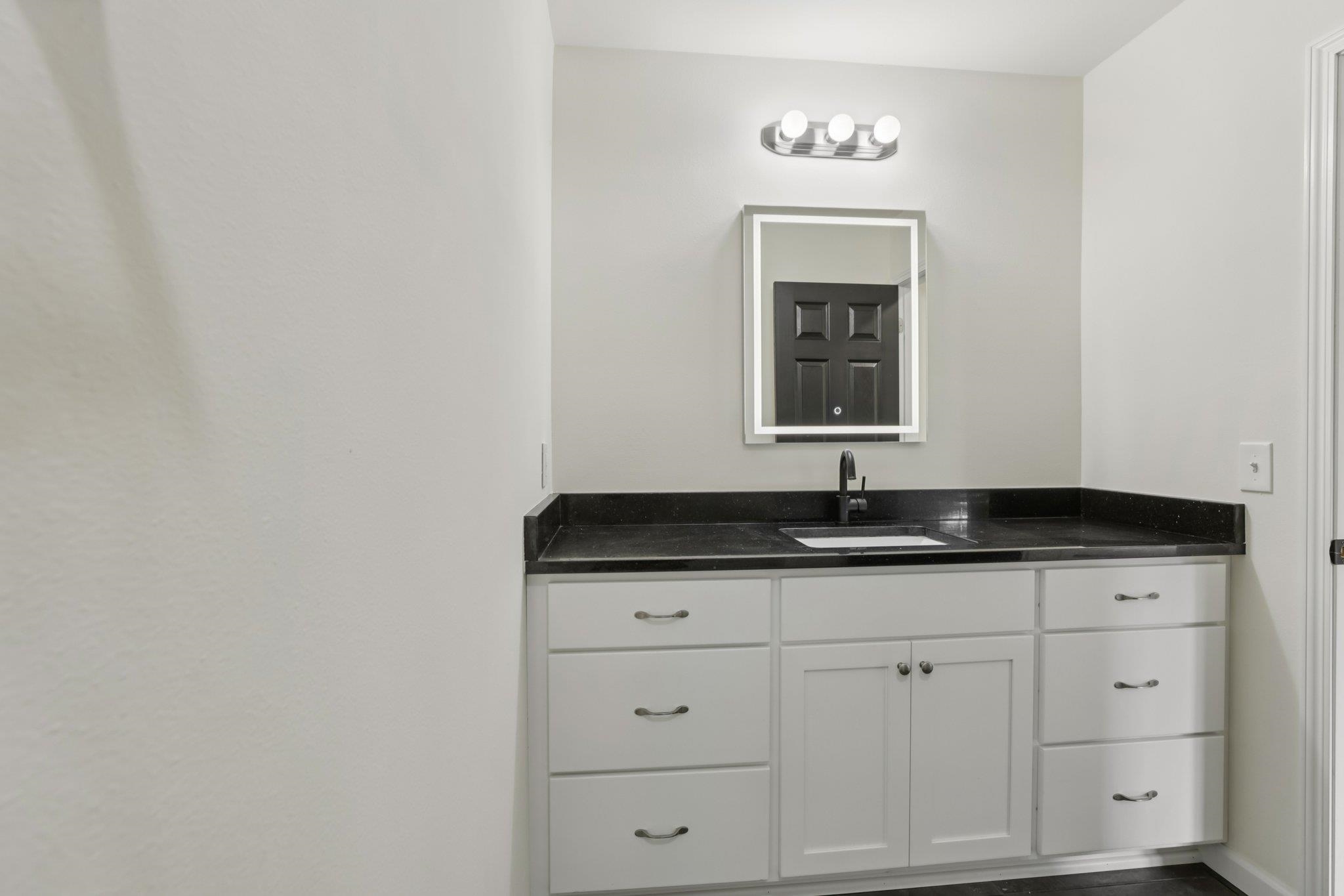 344 Eastridge Circle Reedsburg, WI 53959 - Photo 27 of 63