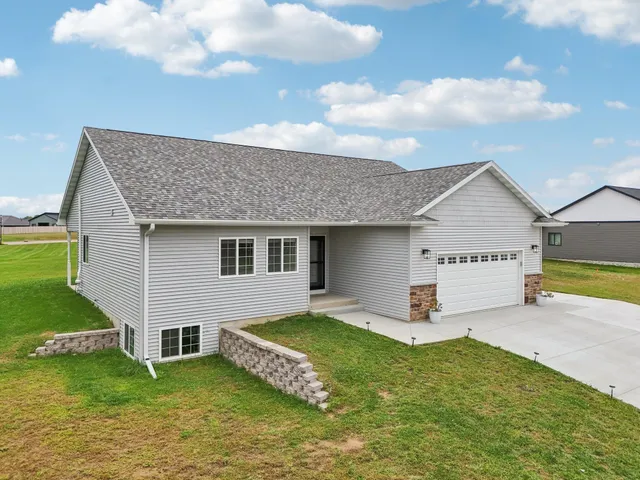 $399,900 | 344 Eastridge Circle, Reedsburg, WI 53959