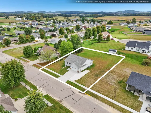 $399,900 | 344 Eastridge Circle, Reedsburg, WI 53959