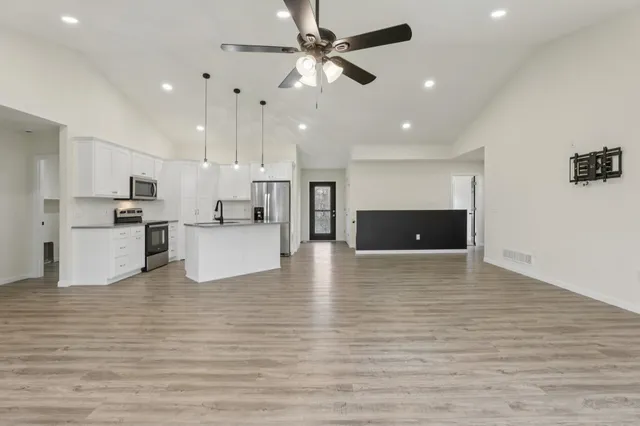 $399,900 | 344 Eastridge Circle, Reedsburg, WI 53959