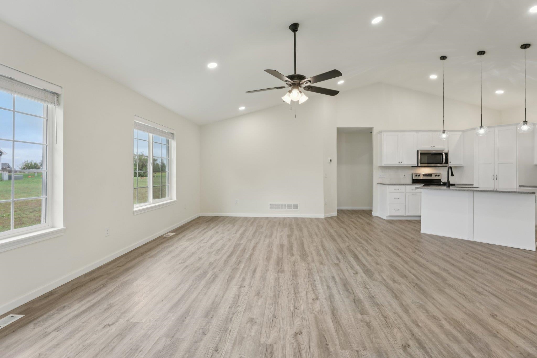 344 Eastridge Circle Reedsburg, WI 53959 - Photo 9 of 63