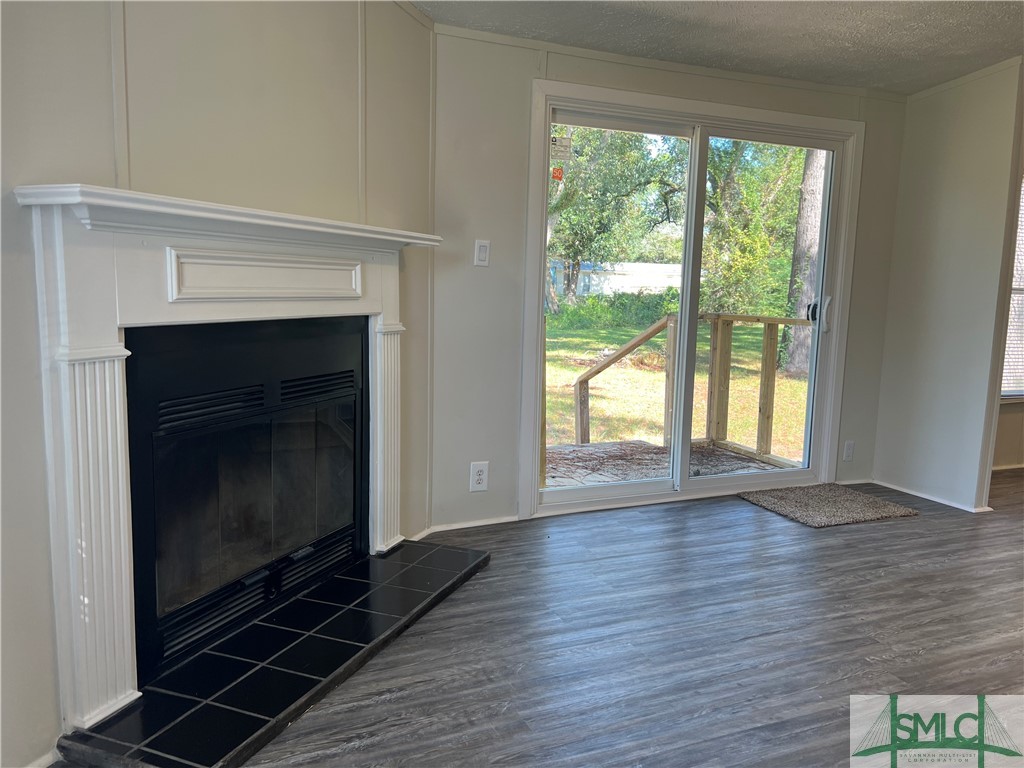 409 Hummingbird Lane Springfield, GA 31329 - Photo 3 of 21
